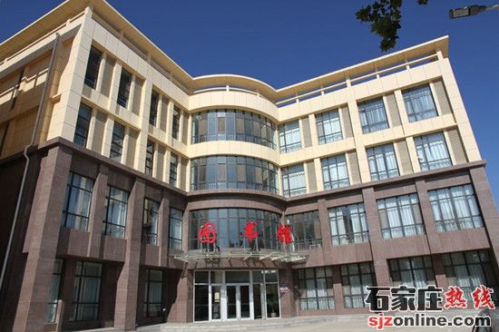 河北經(jīng)濟管理學校校園環(huán)境