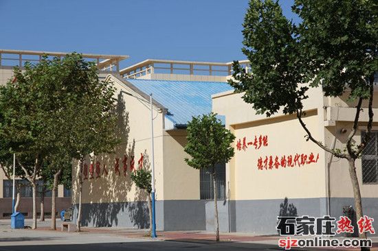 河北經(jīng)濟管理學校校園環(huán)境