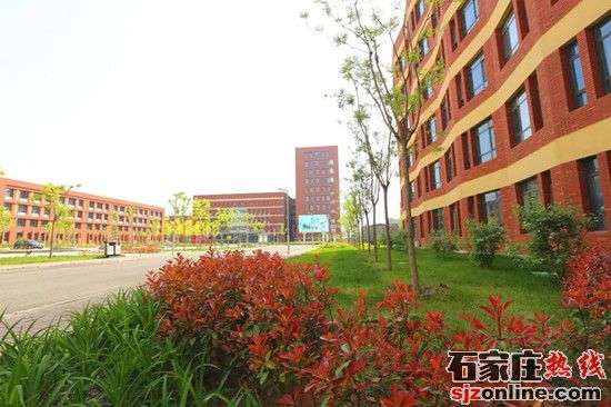 石家莊財經商貿學校校園環(huán)境